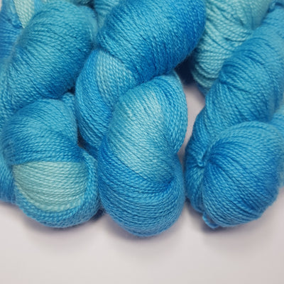 Ovillo Merino Fingering Matizado Azul